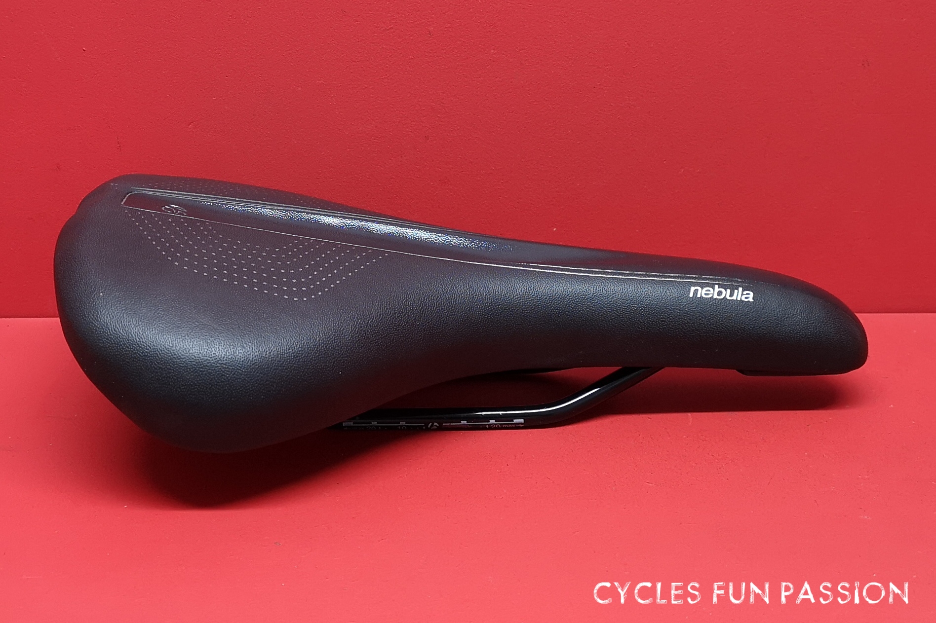 Selle Saddle NEBULA PLUS ref64sl Cycles Fun Passion