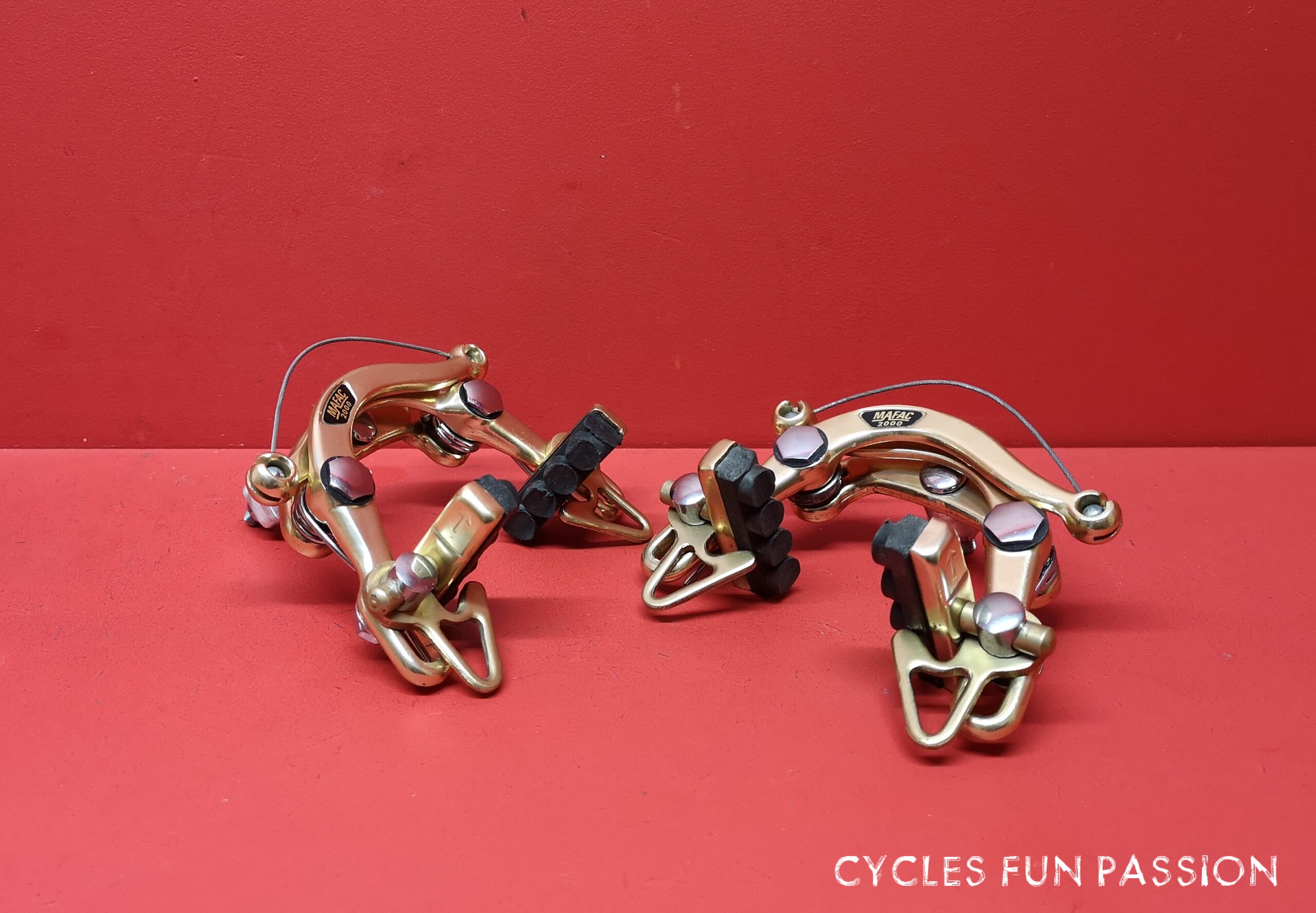 Étriers De Freins Mafac 2000 M2A - Vintage Français, Pour Vélo De Route/cyclo, Couleur Argenté, Aluminium, Occasion