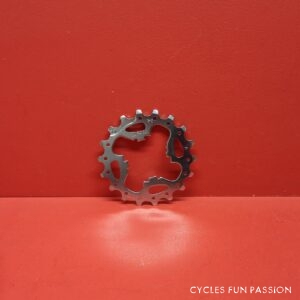 Pignon-Sprocket CAMPAGNOLO 16d ref263pp2