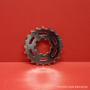 Pignon-Sprocket CAMPAGNOLO 20d ref305pp2